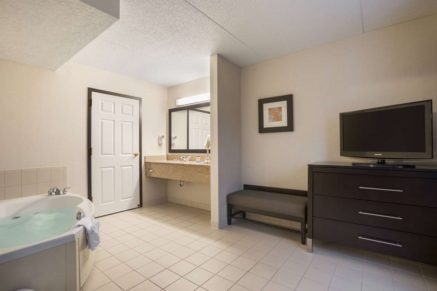 Wingate by Wyndham Sylvania/Toledo 23/56