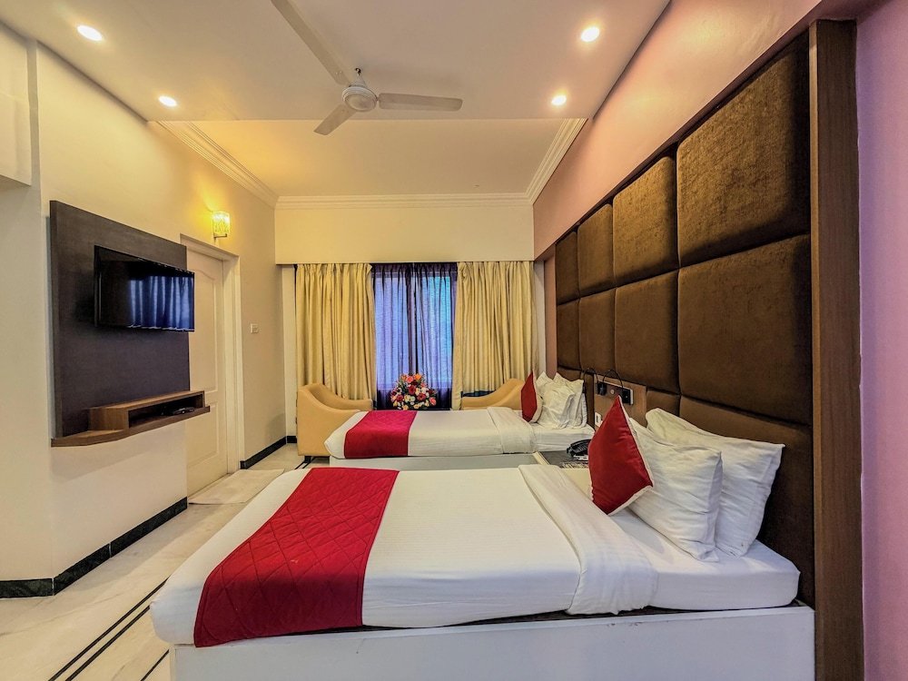 Zip By Spree Hotels Surabi International 16/58