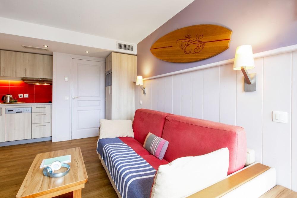 Pierre And Vacances Premium Residence Haguna Formerly Pierre And Vancances Residence Haguna 36/68