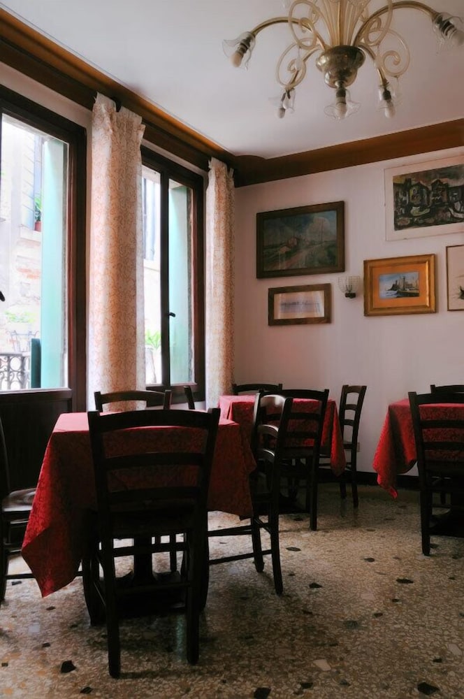 Alloggi B&B Allegri 22/29