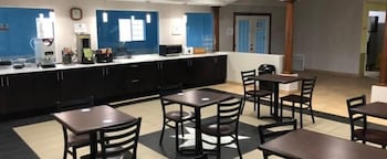 Baymont by Wyndham Texas City 46/59