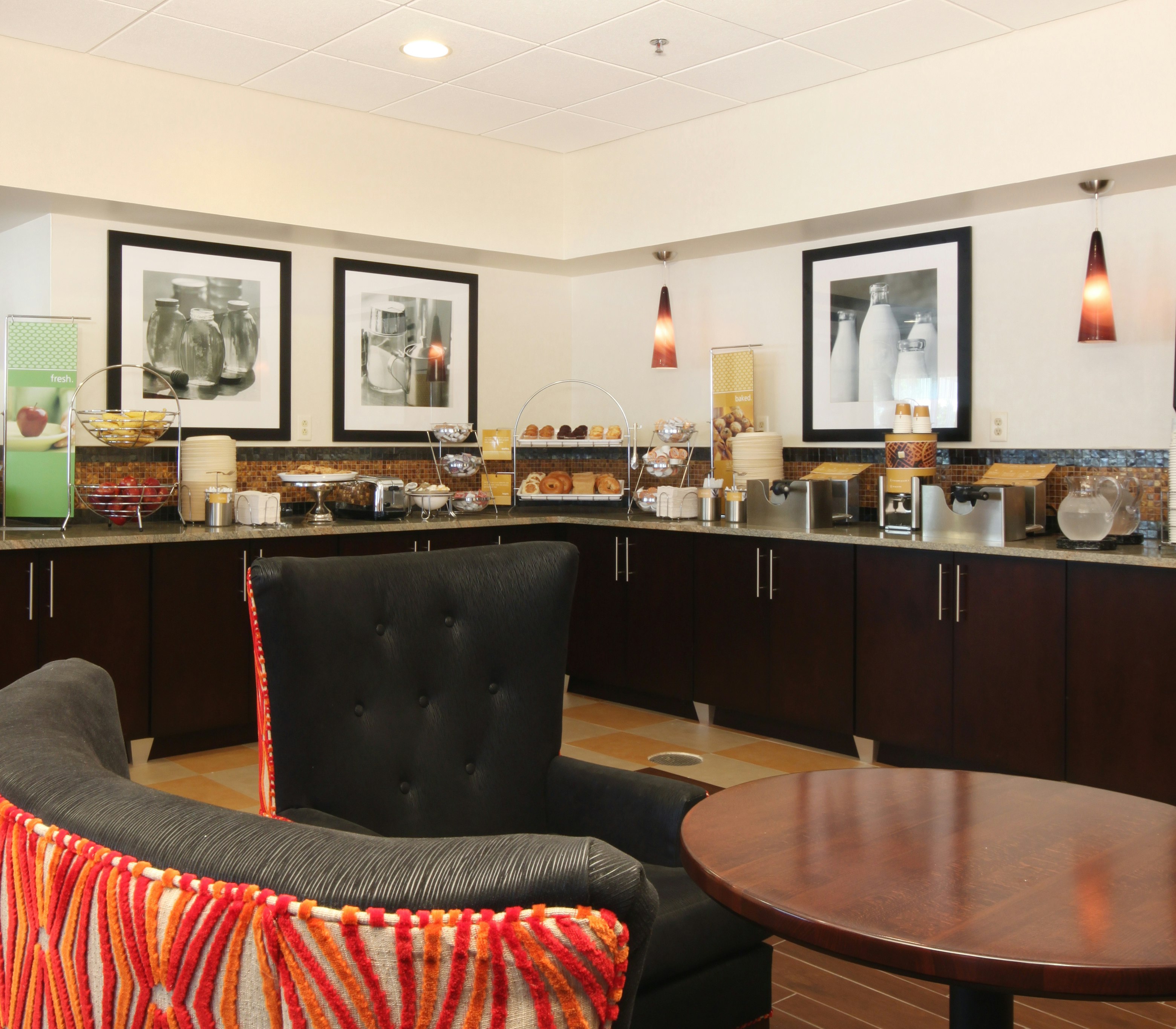 Hampton Inn Champaign/Urbana 48/63