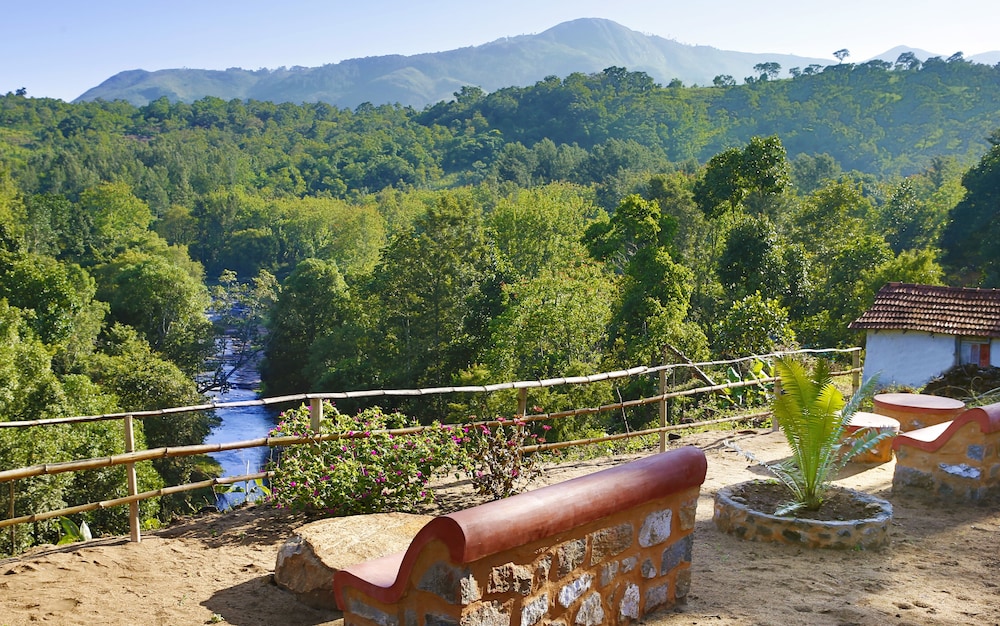 Elephant Valley Eco Farm Hotel 42/54