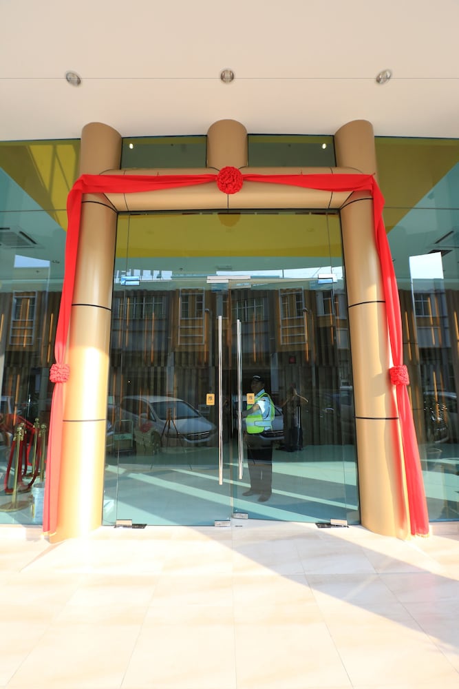 Supreme Hotel 12/41