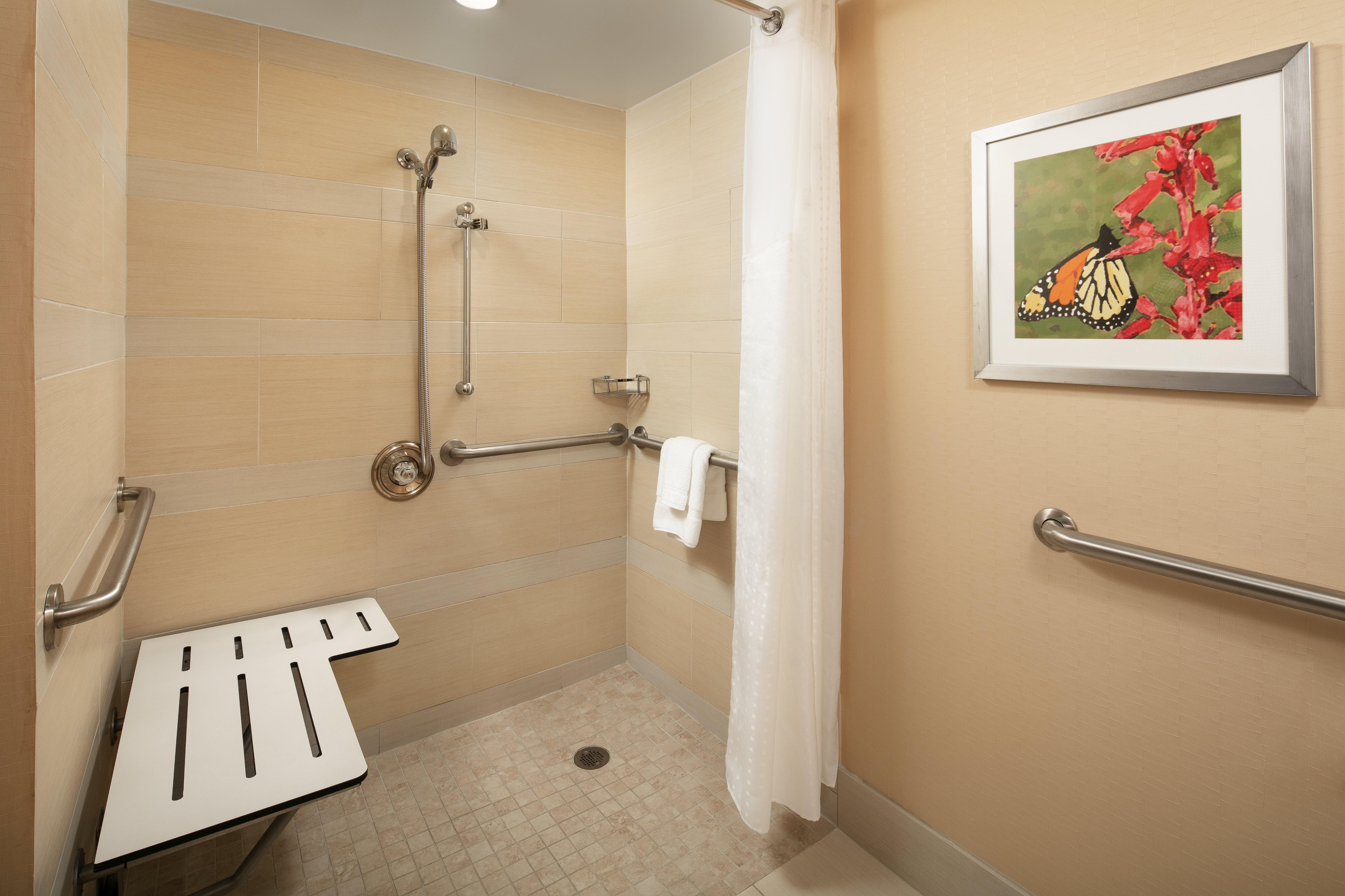 غرفة بسرير مزدوج بإطلالة على البحيرة، Holiday Inn Austin Town Lake Hotel 5/5