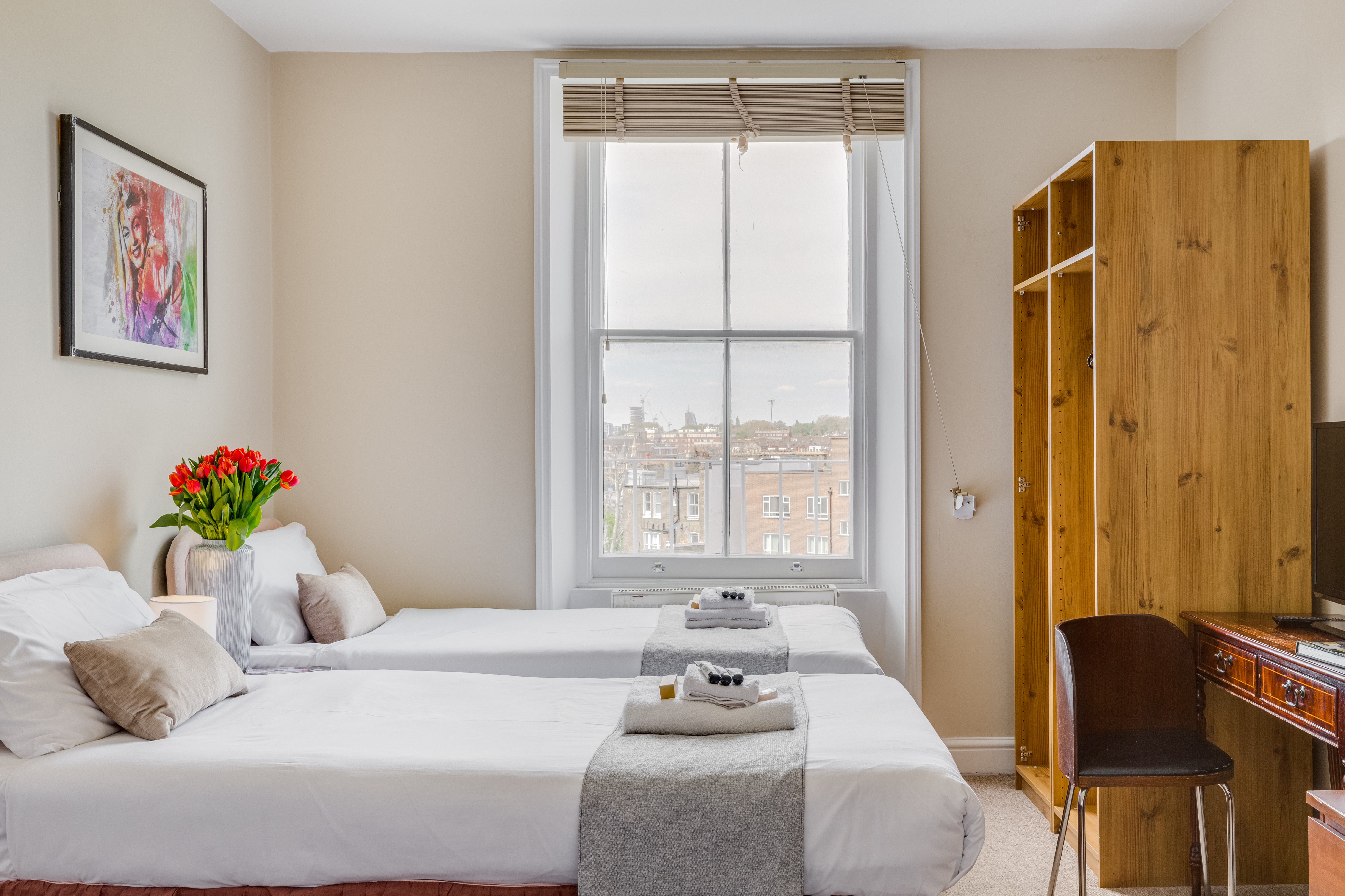 1 Lexham Gardens Hotel 18/50