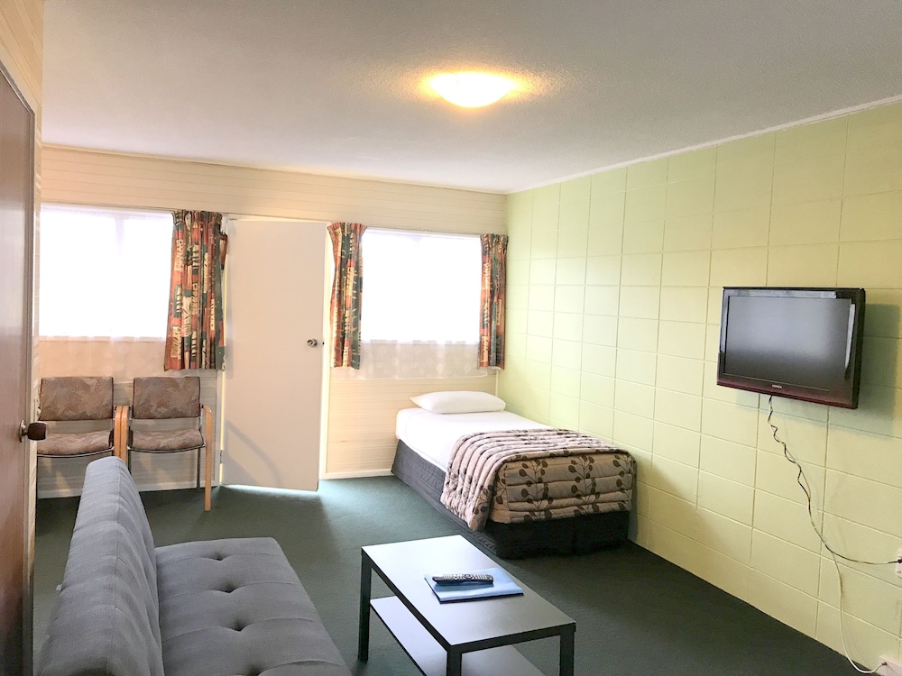 Greenview Motel 15/50