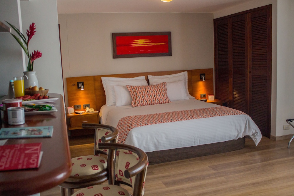 Leblon Suites Hotel 9/60
