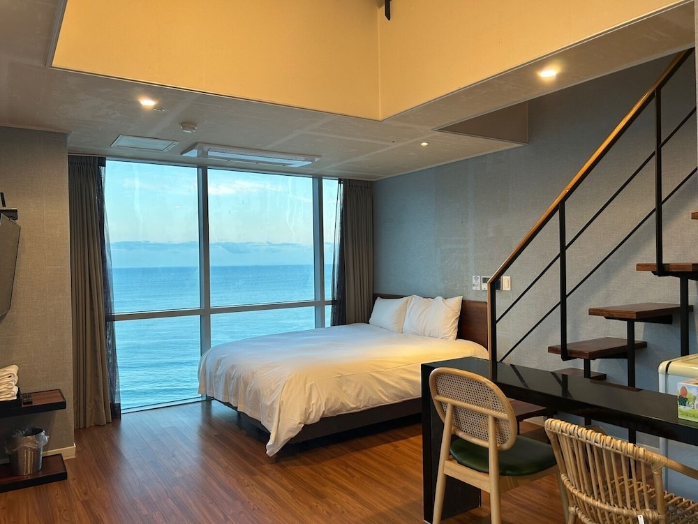 Ocean, Penthouse, 2 Double Beds