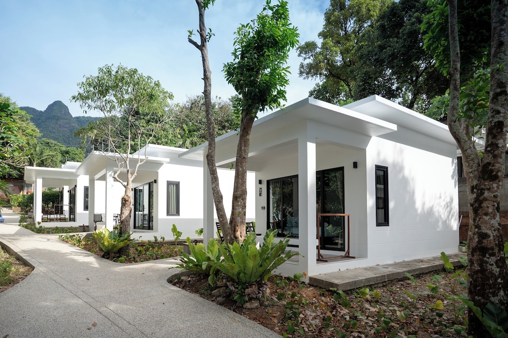 Koh Chang Grand View Resort 2/74