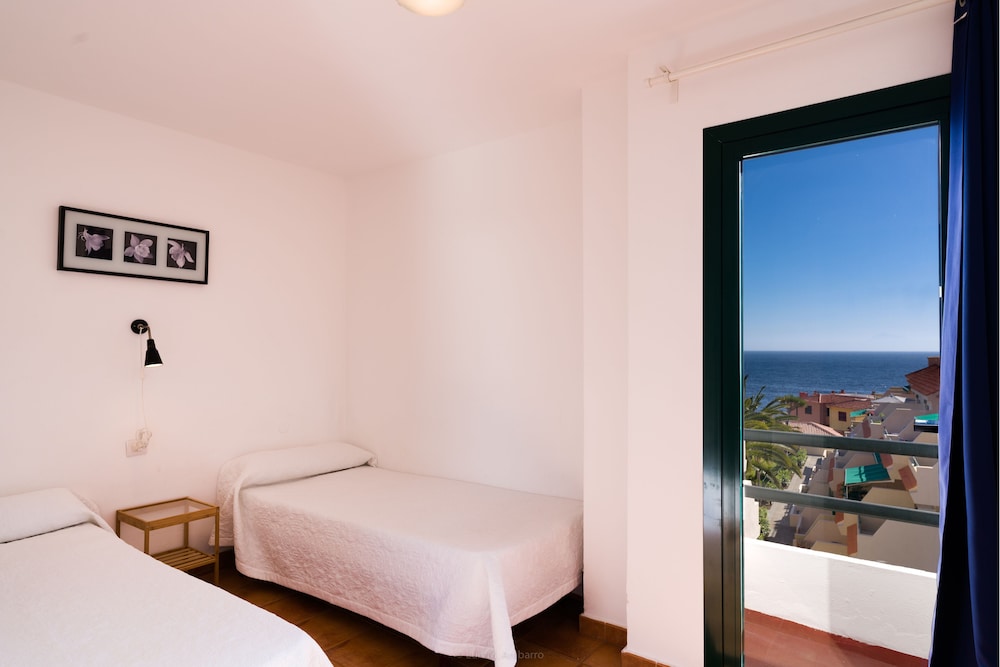Apartamentos Los Rosales 18/75