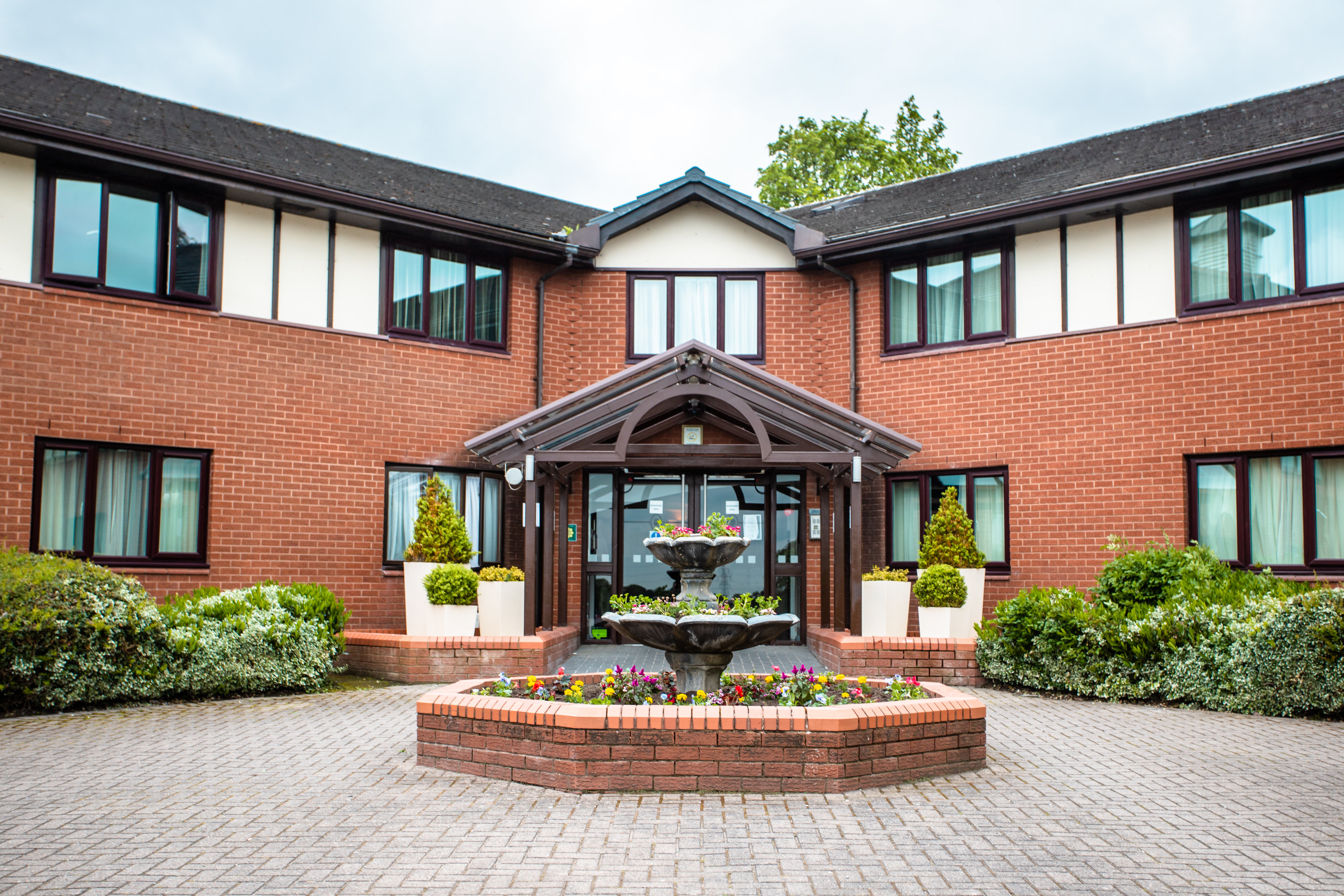 Holiday Inn A55 Chester West 48/50