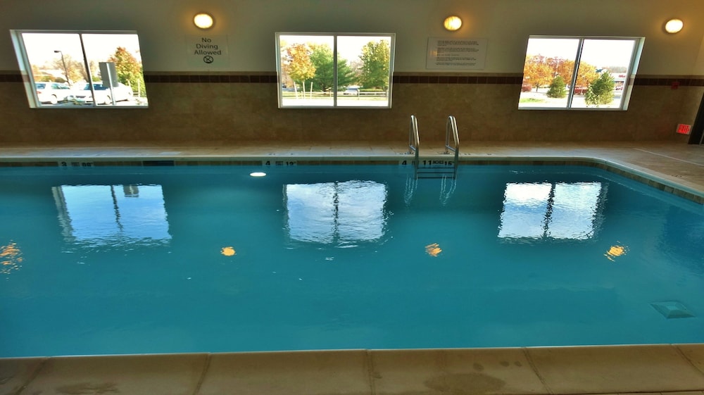 Holiday Inn Express And Suites Montgomery 30/76