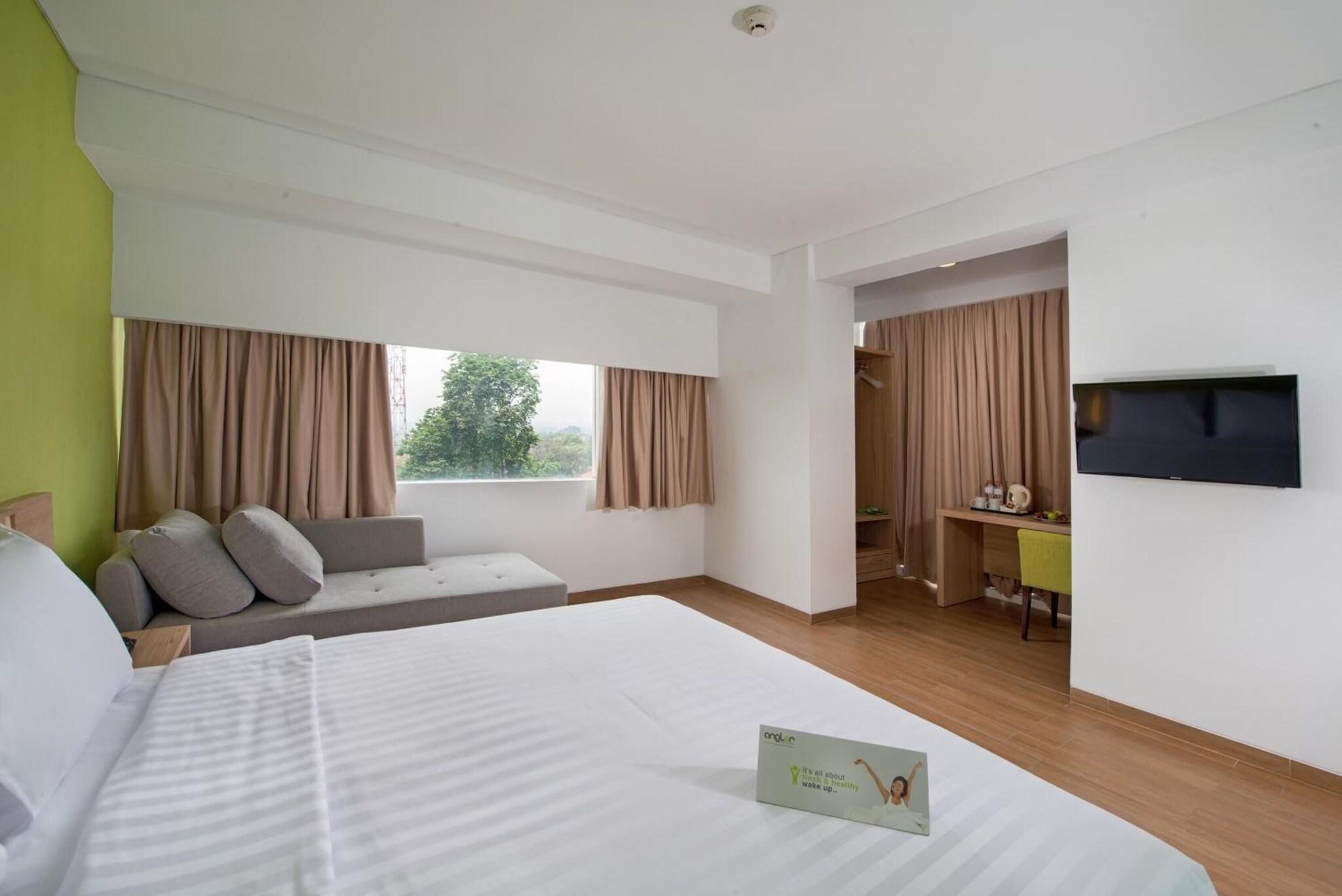 WHIZ PRIME HOTEL PAJAJARAN BOGOR 9/34