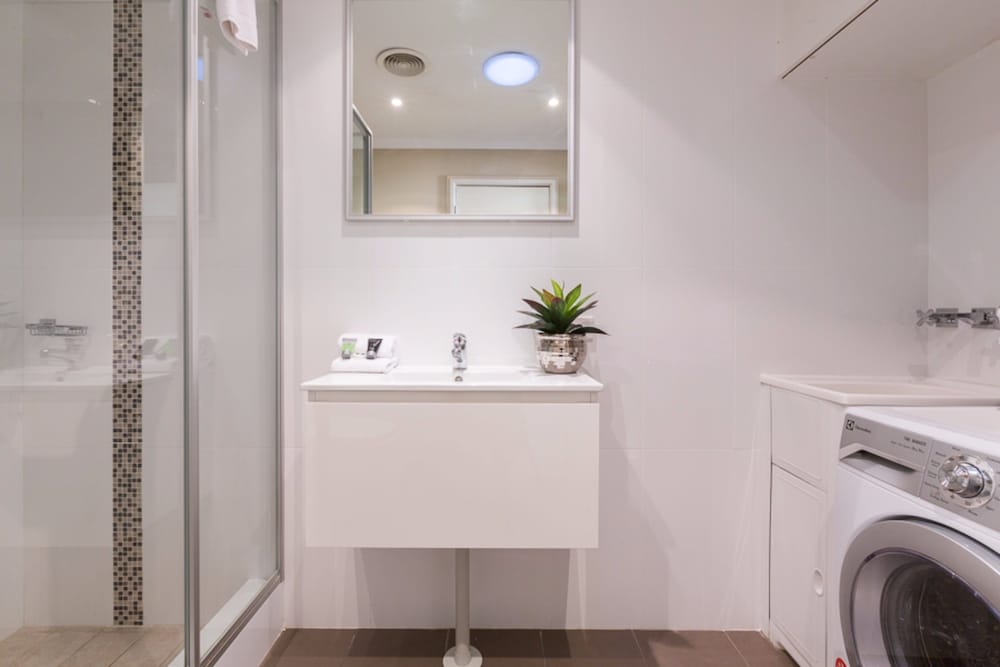 MONT CLARE BOUTIQUE APARTMENTS 9/21