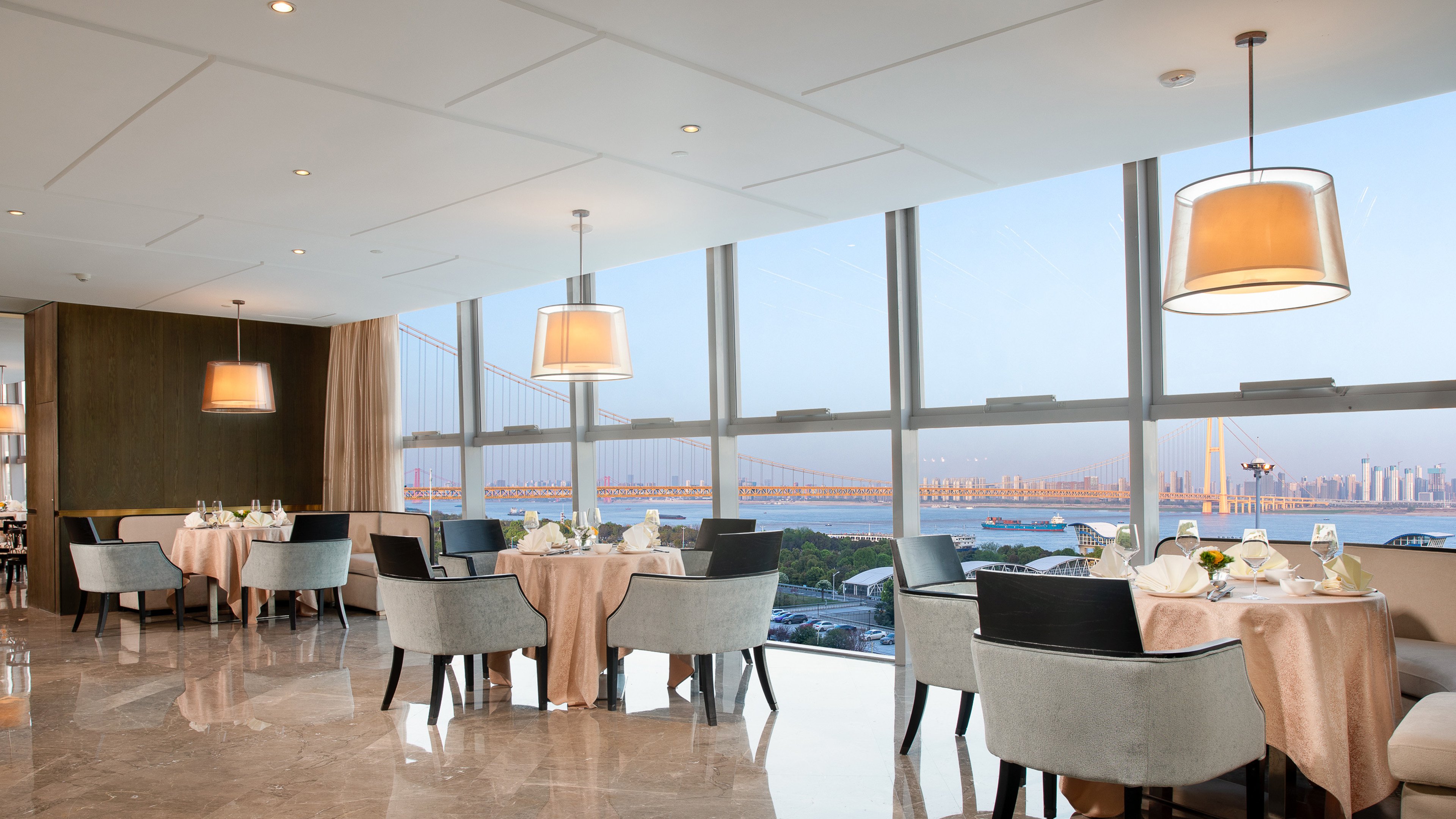 Intercontinental Wuhan 36/50