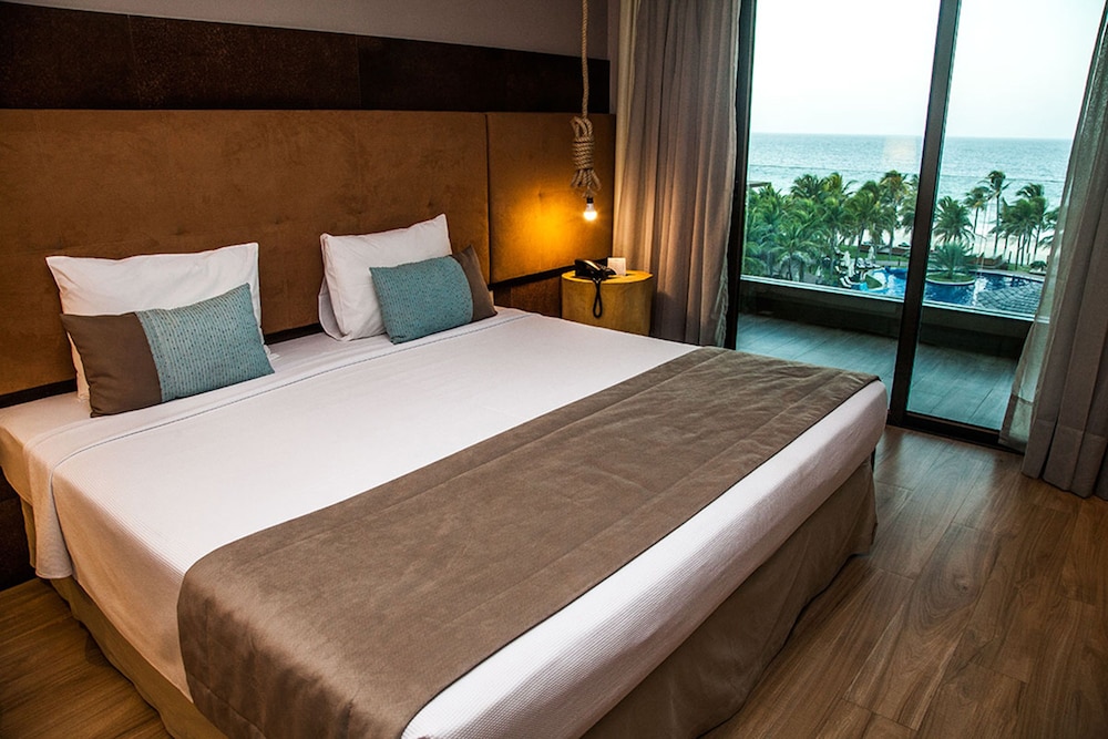 Carmel Cumbuco Resort 11/71