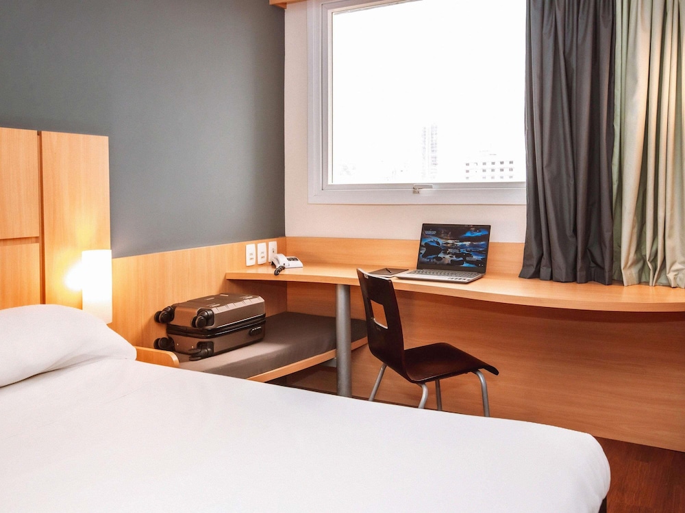 Ibis Belo Horizonte Savassi 42/48