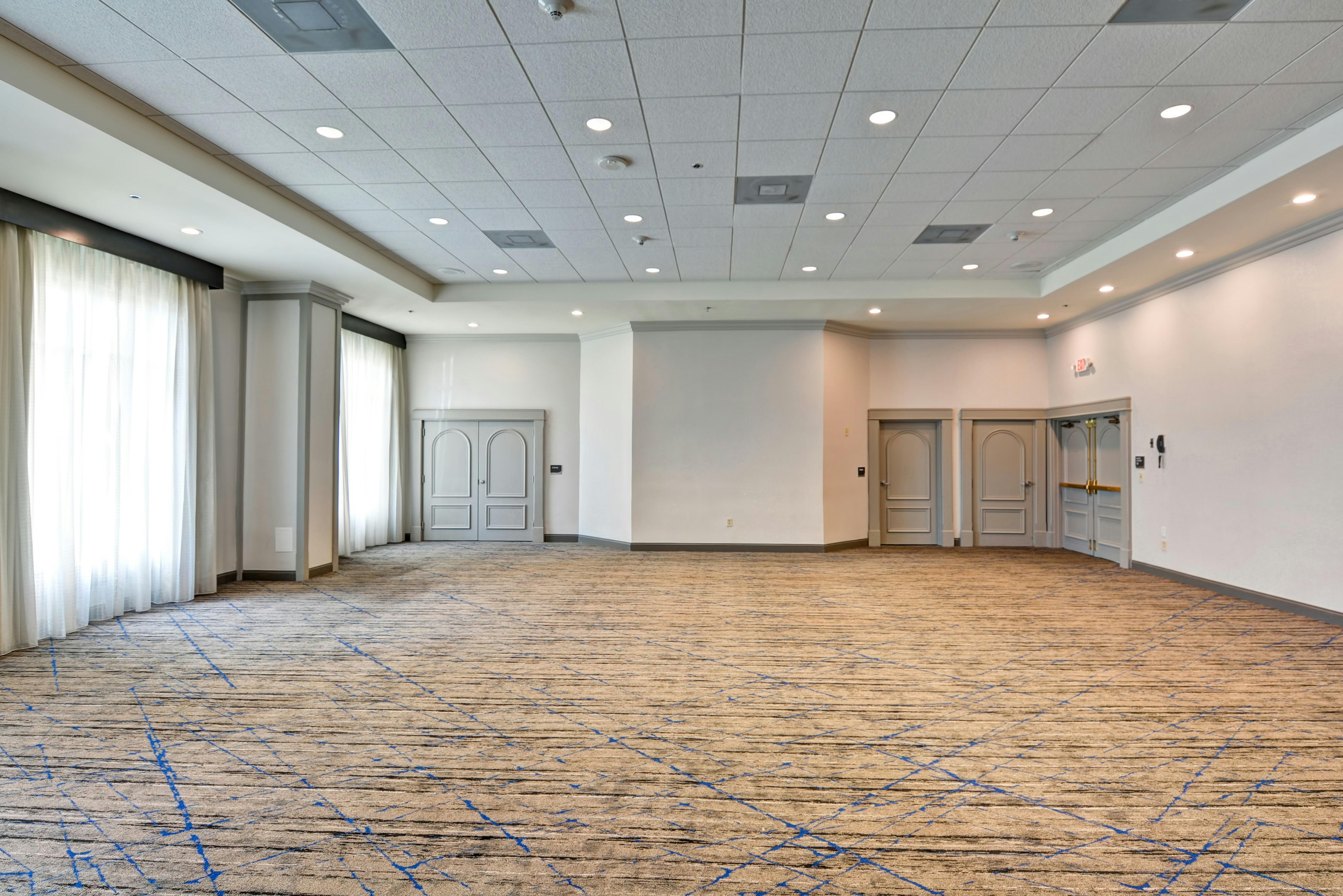 Embassy Suites by Hilton Miami International Airport 78/80