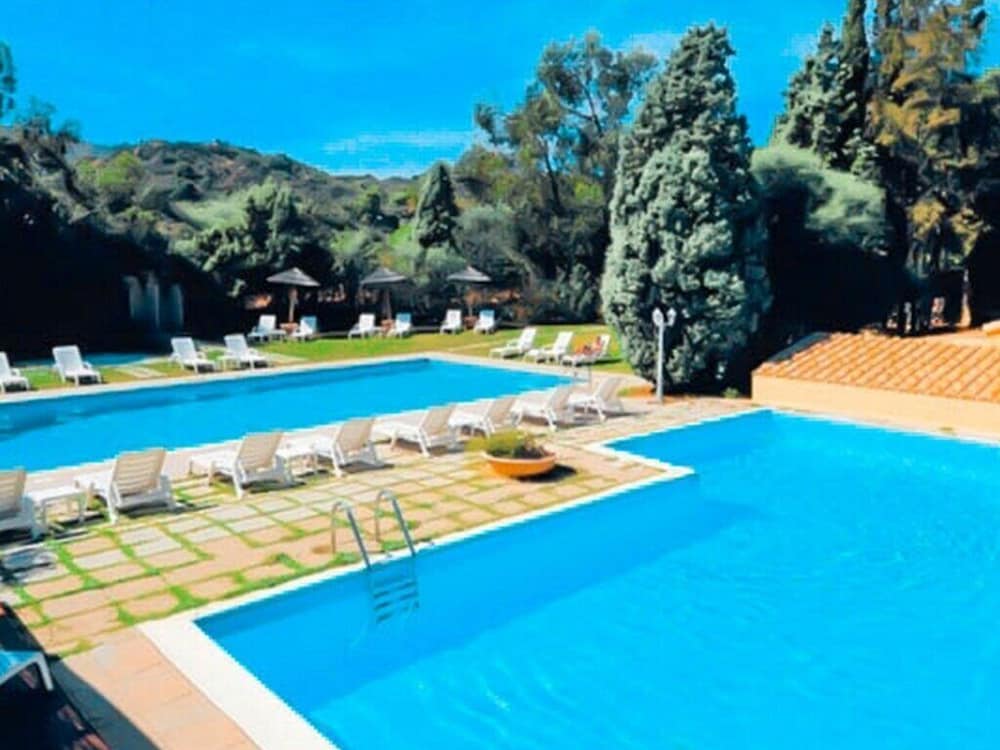 Hotel Rocca Dorada 37/41