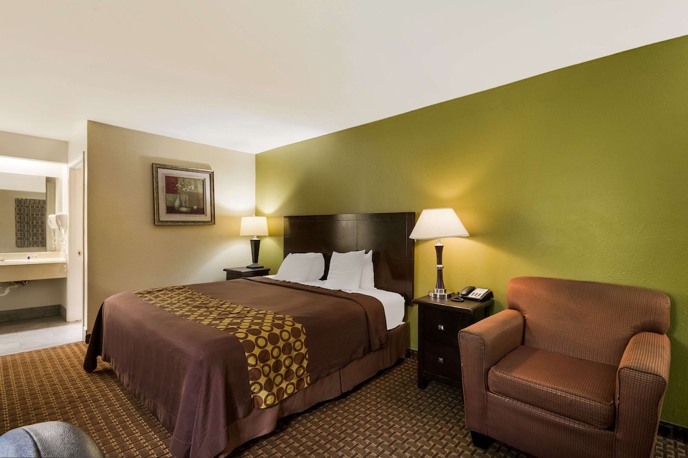 Rodeway Inn & Suites Corpus Christi Northwest 14/42