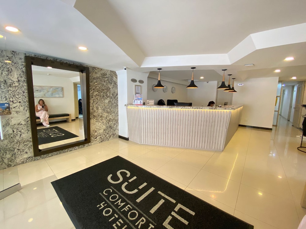 Suite Comfort Hotel 12/65