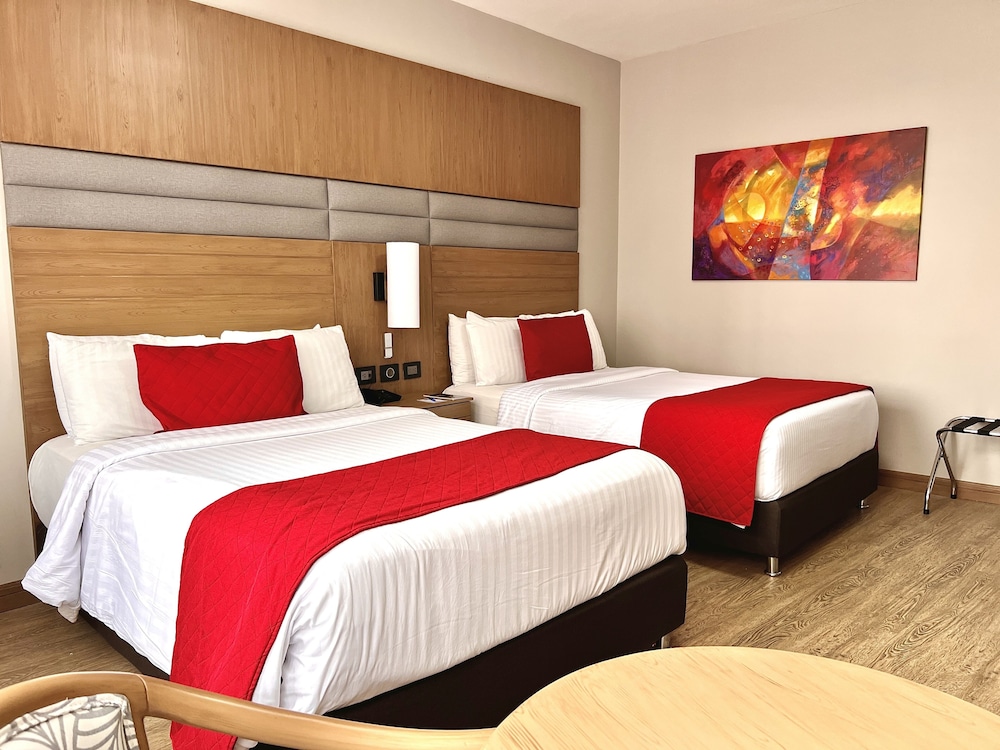 Hotel Dann Carlton Cali 26/64
