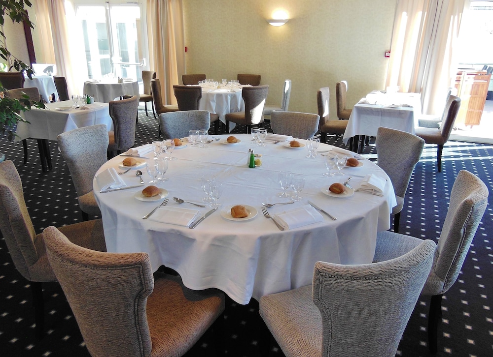 Sure Hotel by Best Western Caen Memorial 37/44