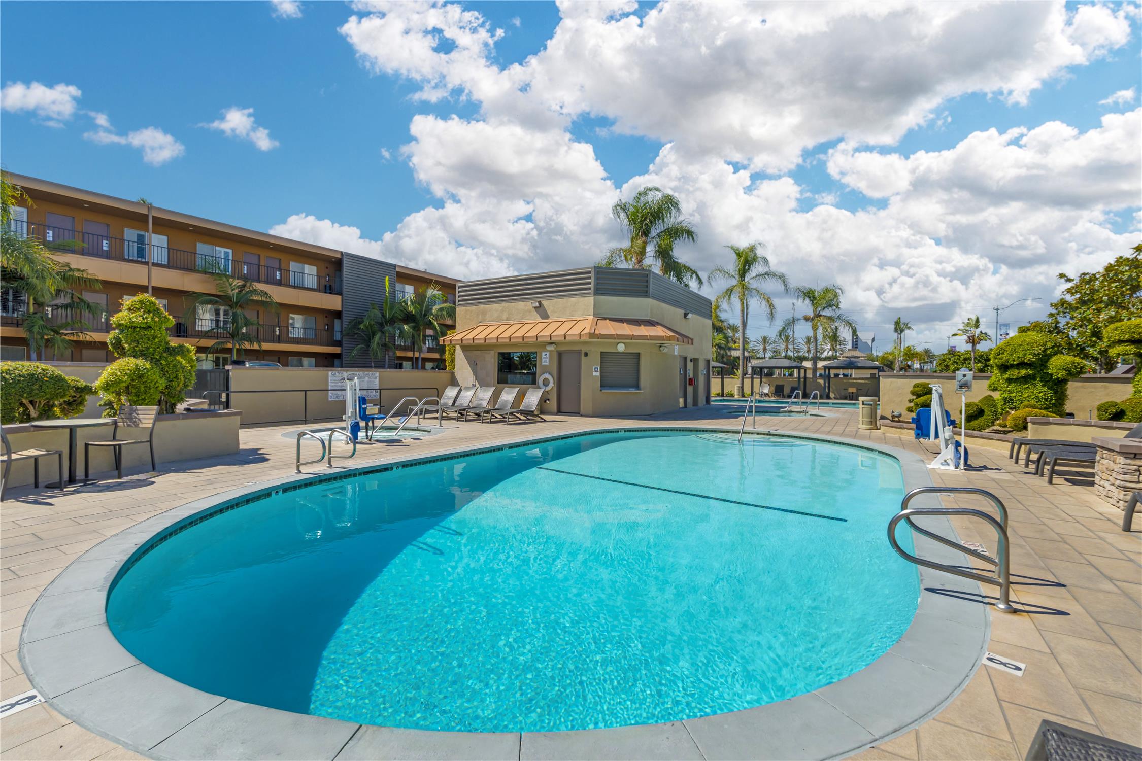 Best Western Plus Stovall's Inn 33/36