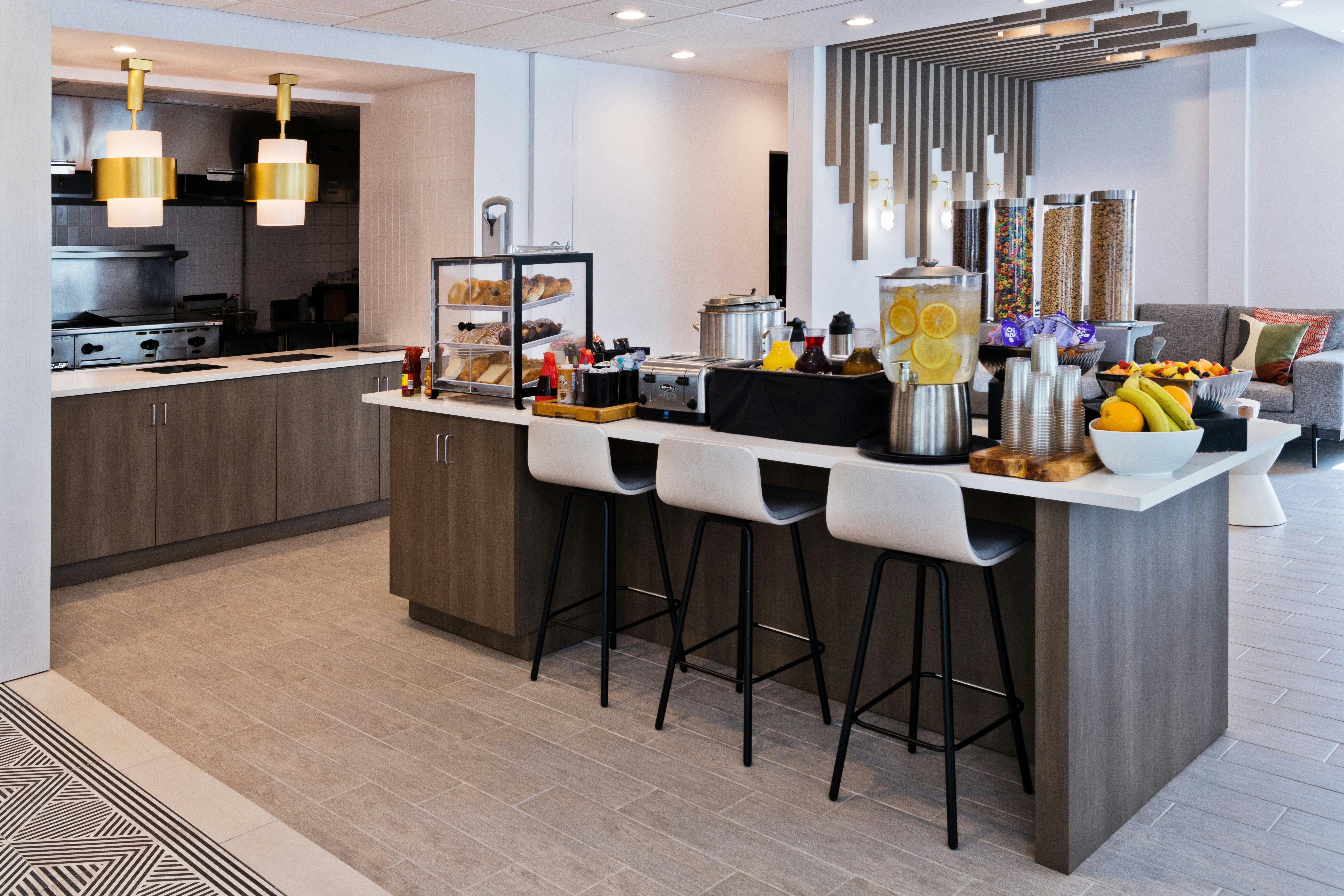 Hilton Garden Inn Birmingham Lakeshore Drive 15/27