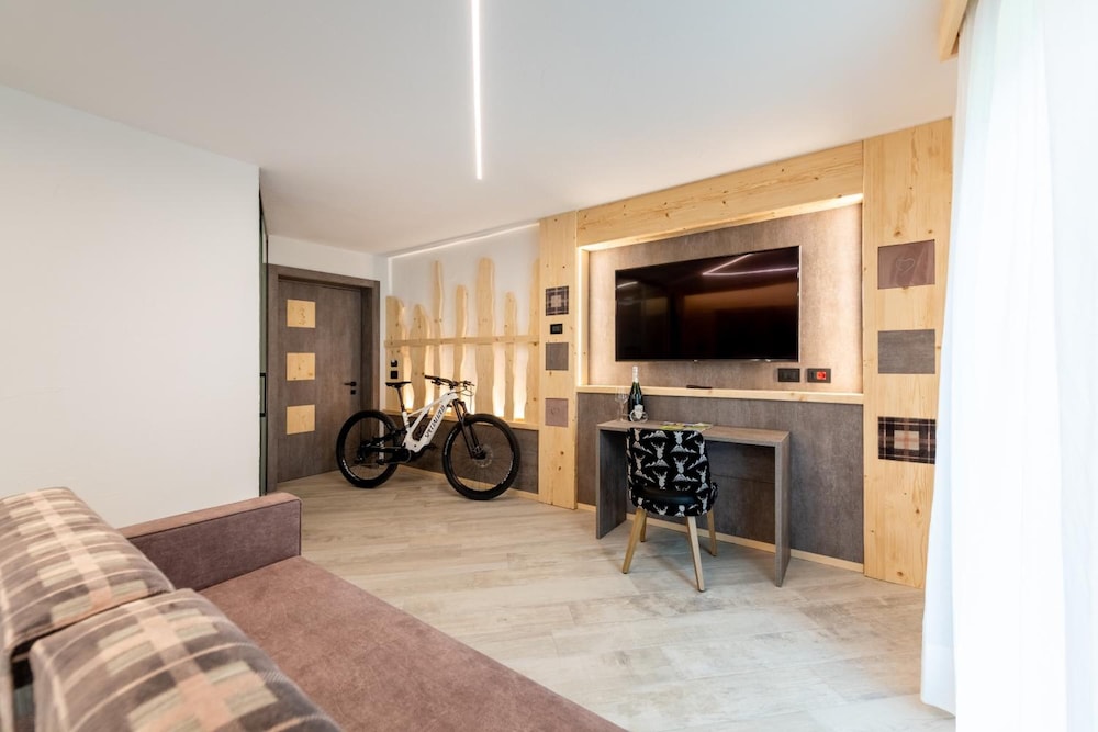 HOTEL CHALET PINETA 41/50