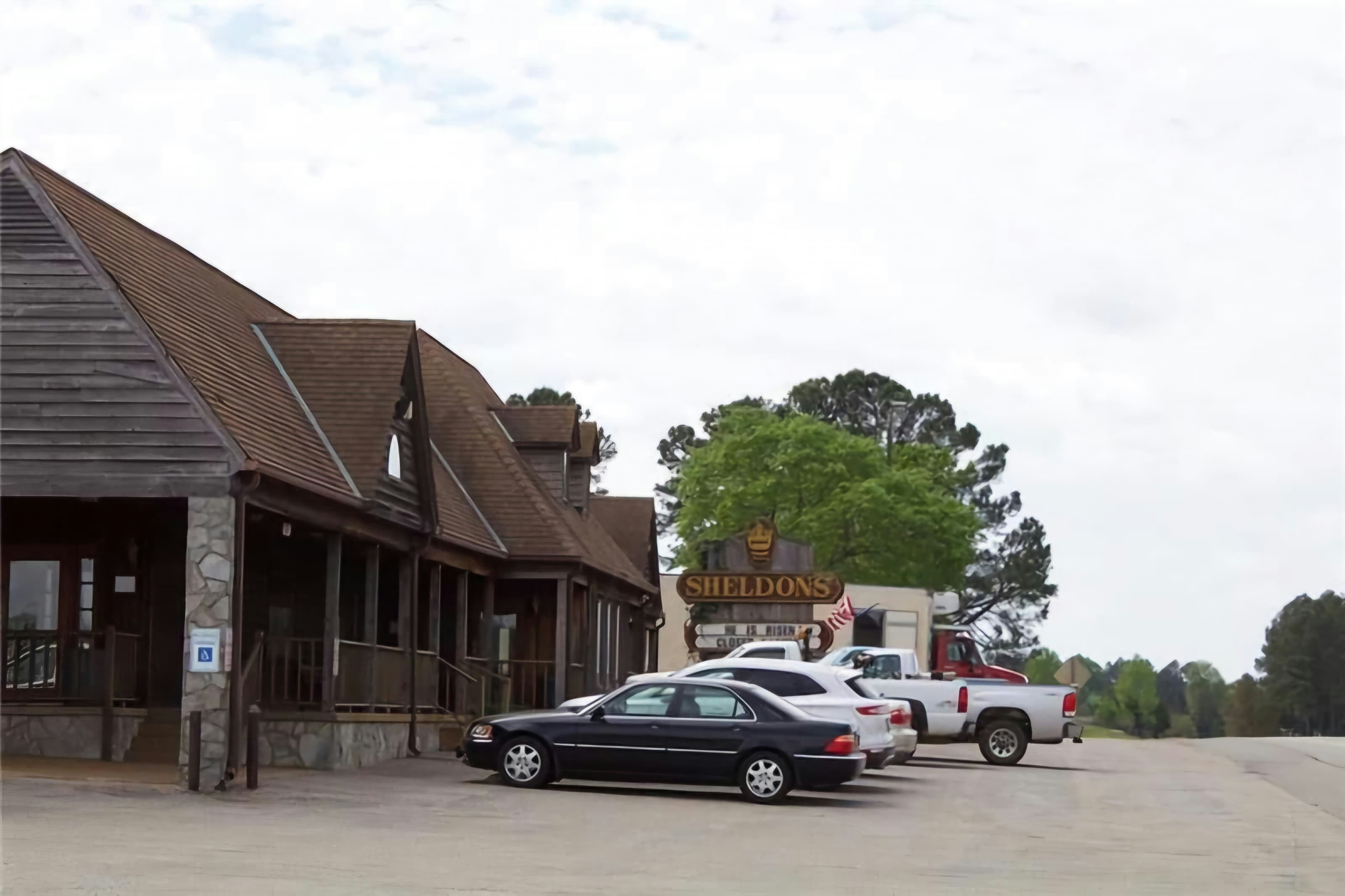 Sheldon's Motel by OYO Keysville Near Hwy 360 15/23