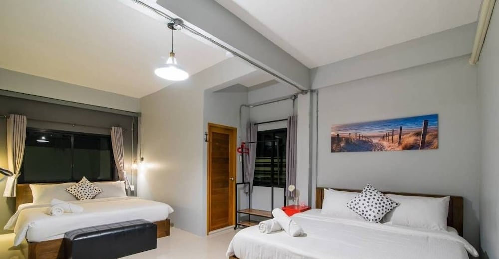 Bronte Bnb 16/78