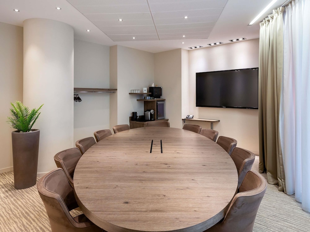 Mercure Clermont Ferrand Centre Jaude 42/50