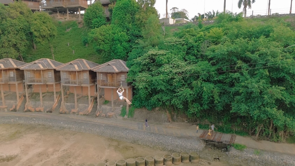 KTM Resort 49/50