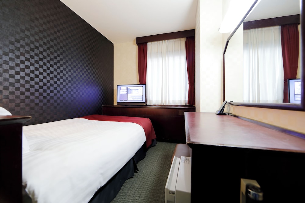 Pioland Hotel 24/60