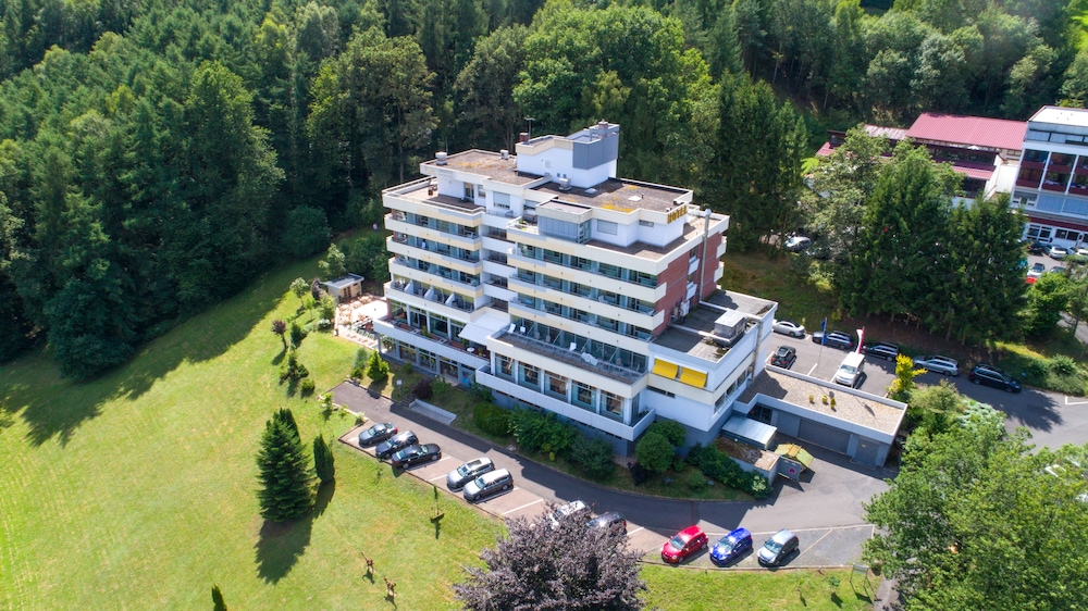 TRIP INN Landhotel Bad Soden-Salmuenster 2/50