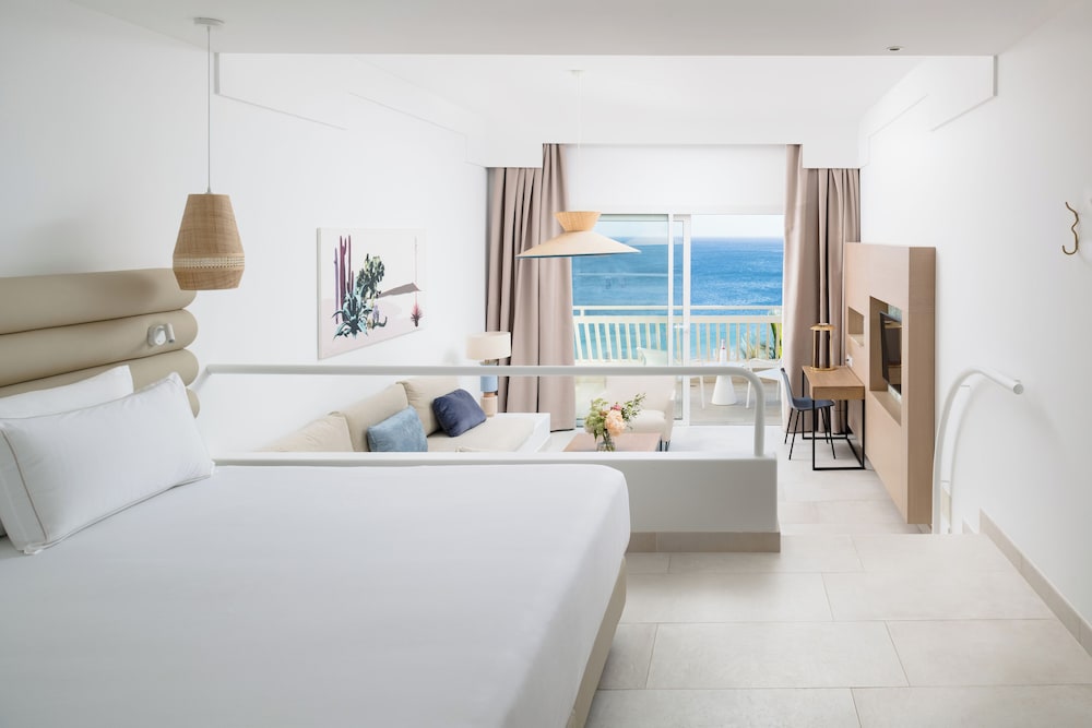Select, Suite, Twin Beds, Sea View, Adult Only, Balcony