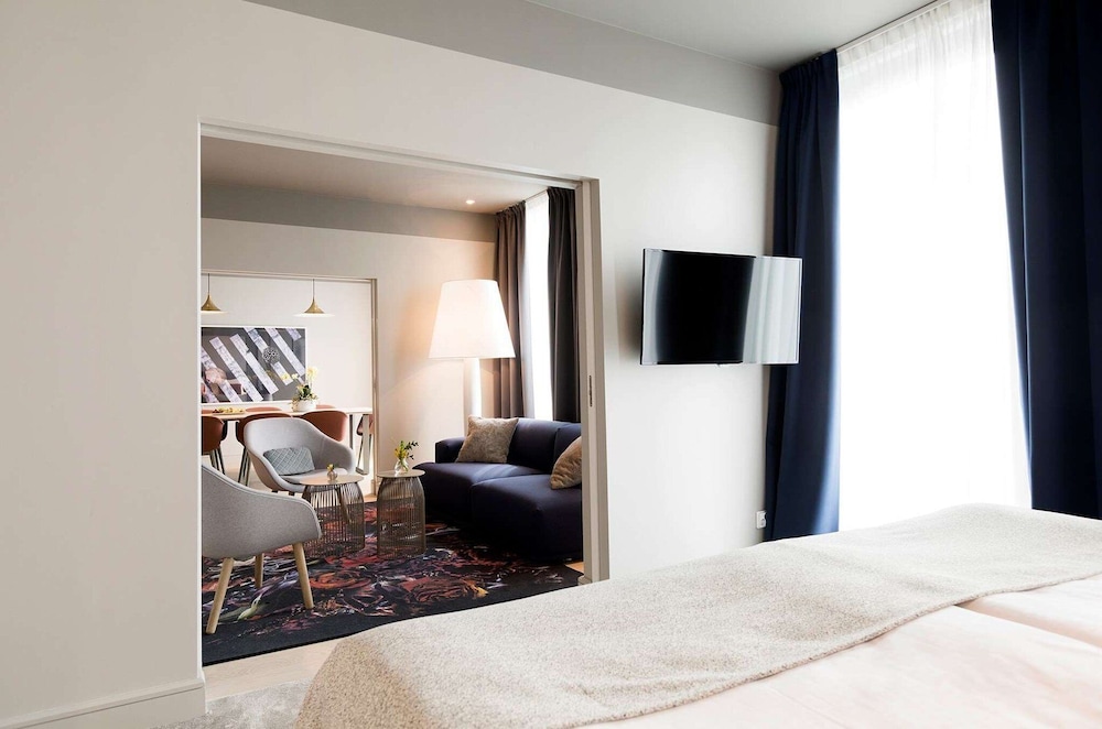Elite Hotel Academia 27/65