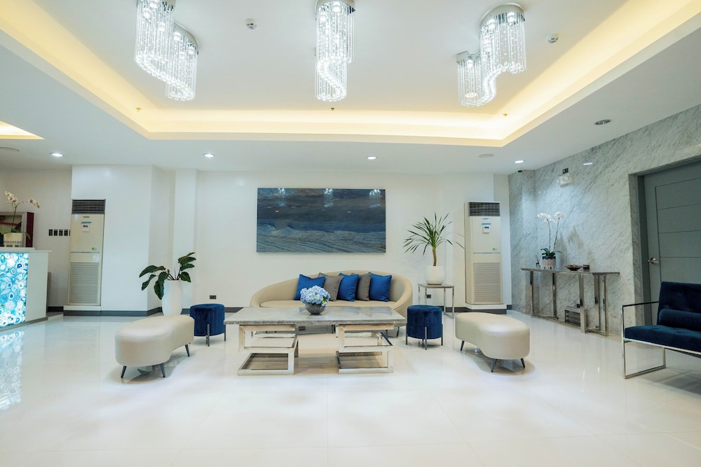 Stacia Hotel 35/48