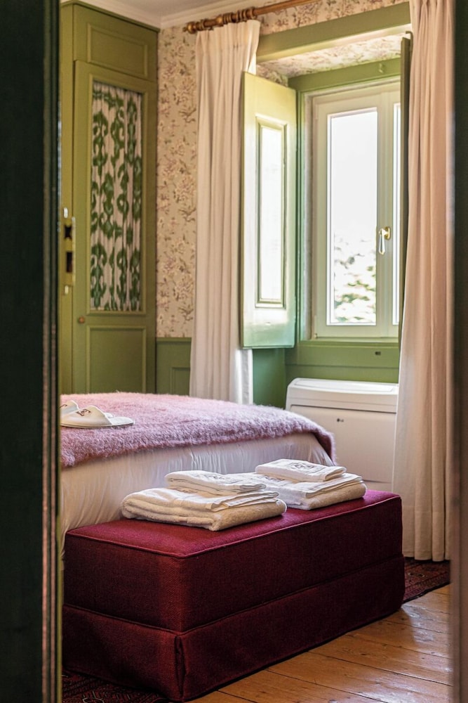 Rose Garden House by Unlock Hotels 7/43