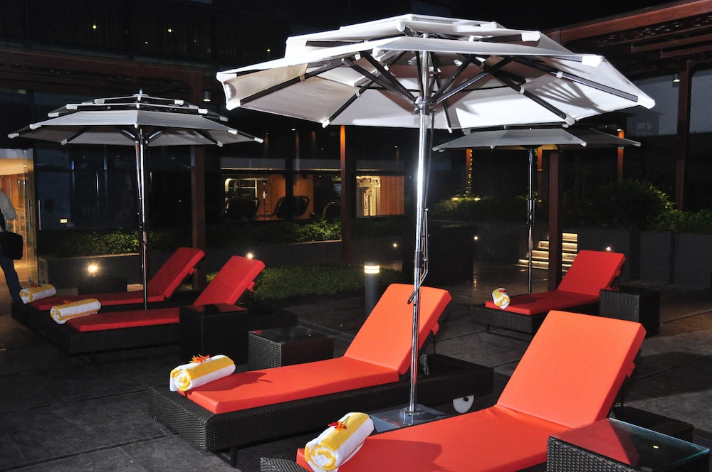 THE RAVIZ CALICUT 41/47