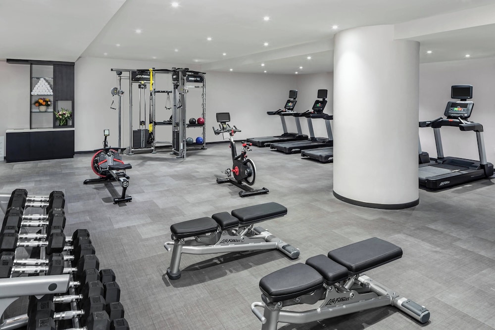 SpringHill Suites New York Manhattan/Times Square South 19/38