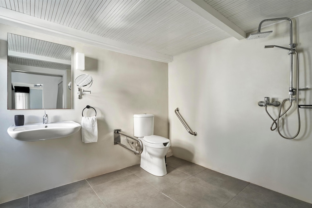 Mr And Mrs White Santorini 84/84