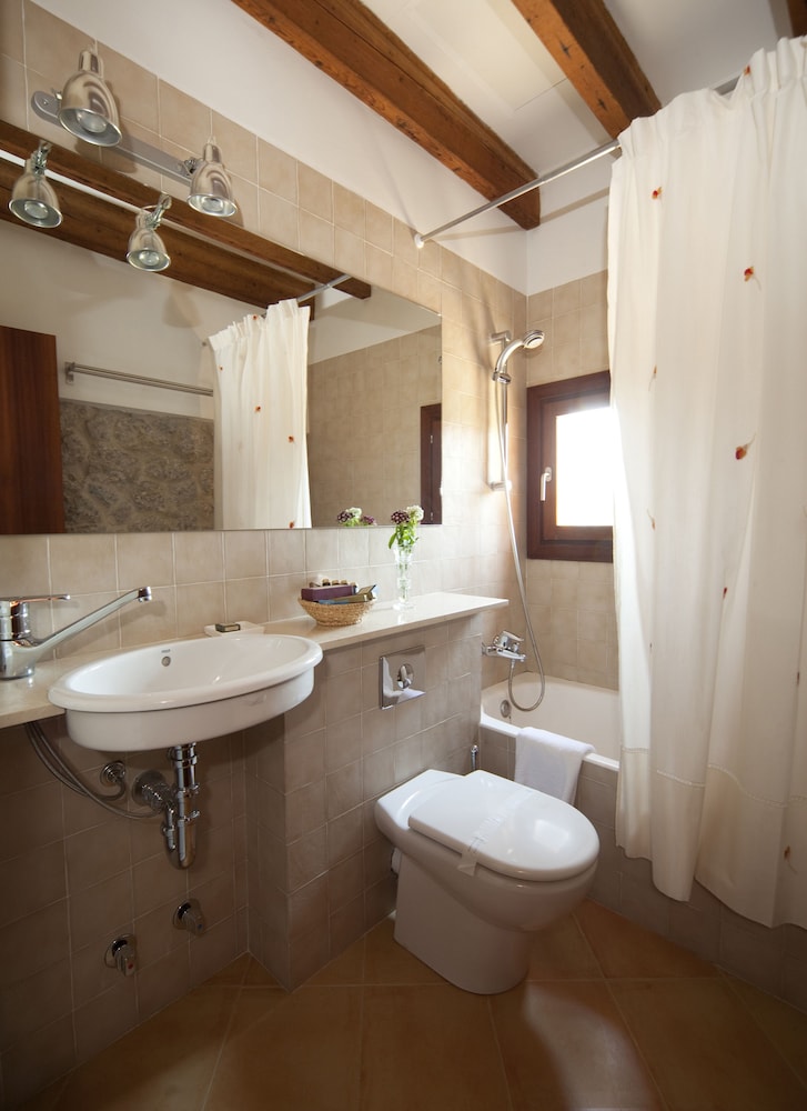 Rusticae Es Petit Hotel de Valldemossa 46/49