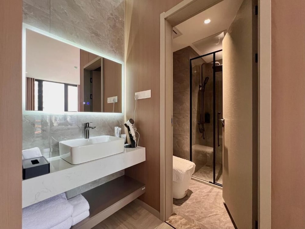 غرفة قياسية بسريرين منفصلين، Landison Hotel Penang 6/7