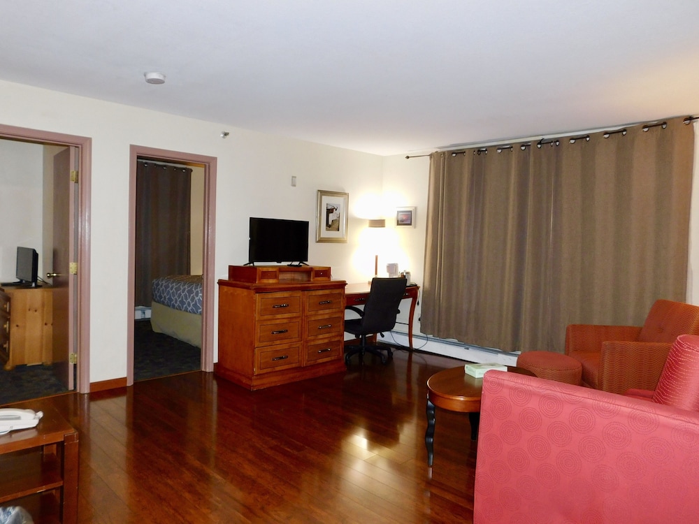 Americas Best Value Inn Suites Anchorage Airport 30/39