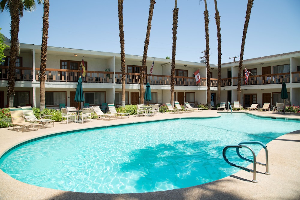 Inn at Deep Canyon 3/71