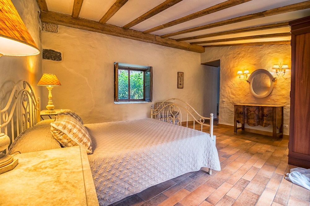 Hotel Rural LIVVO Maipez 8/50
