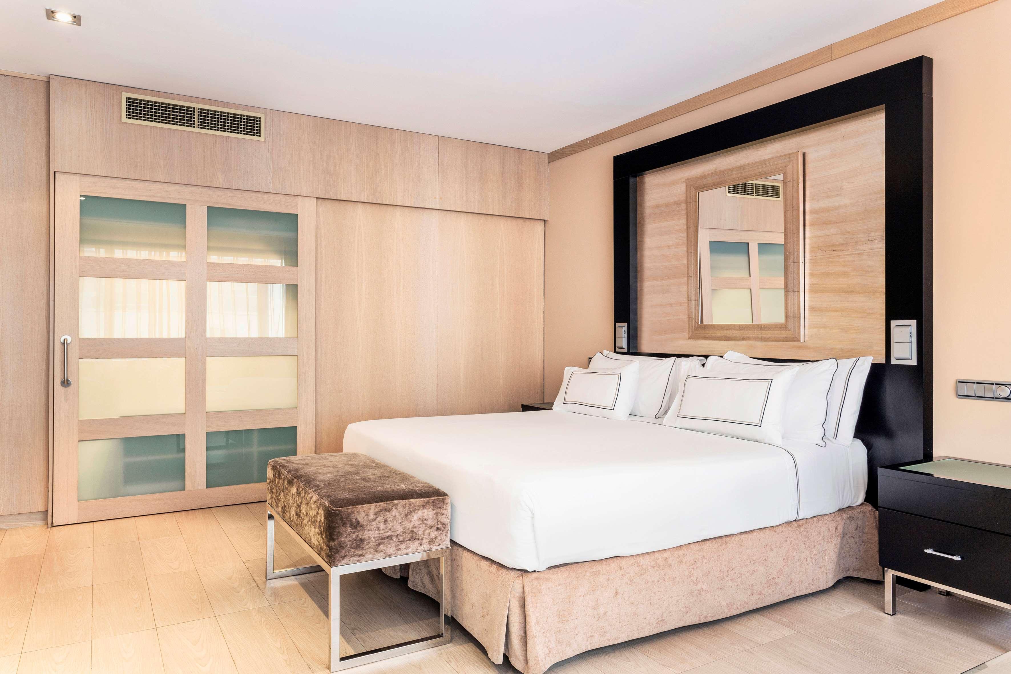 غرفة بريميوم بسرير مزدوج أو سريرين منفصلين، Melia Madrid Princesa Hotel 3/10
